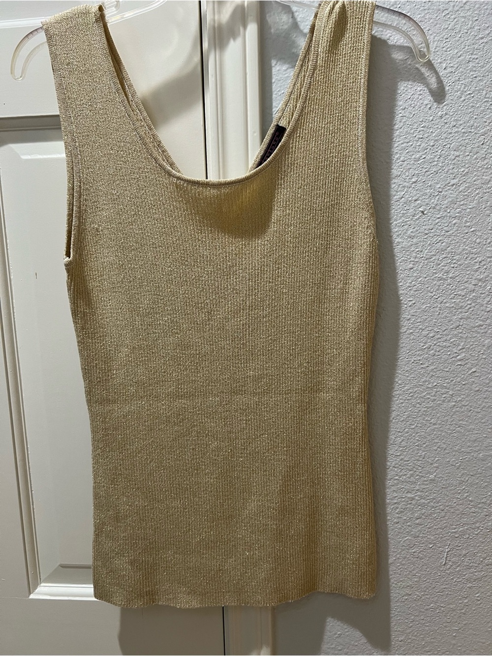Metallic Gold Sleeveless Ribbed Tank Top Size Large